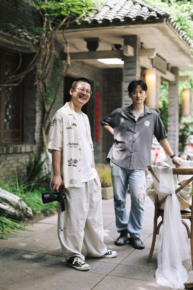 鲍勃与拍摄伙伴